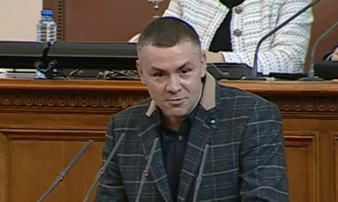 Депутатът от „Продължаваме Промяната” Христо Петров, по-известен като Ицо Хазарта,